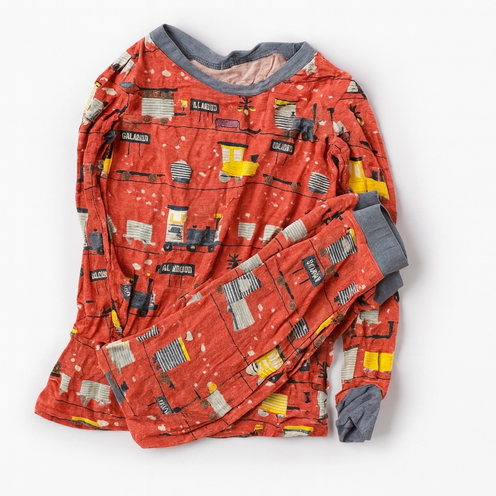 🚂 Little Sleepies “All Aboard Train” Long Sleeve Pajama Set (4T)